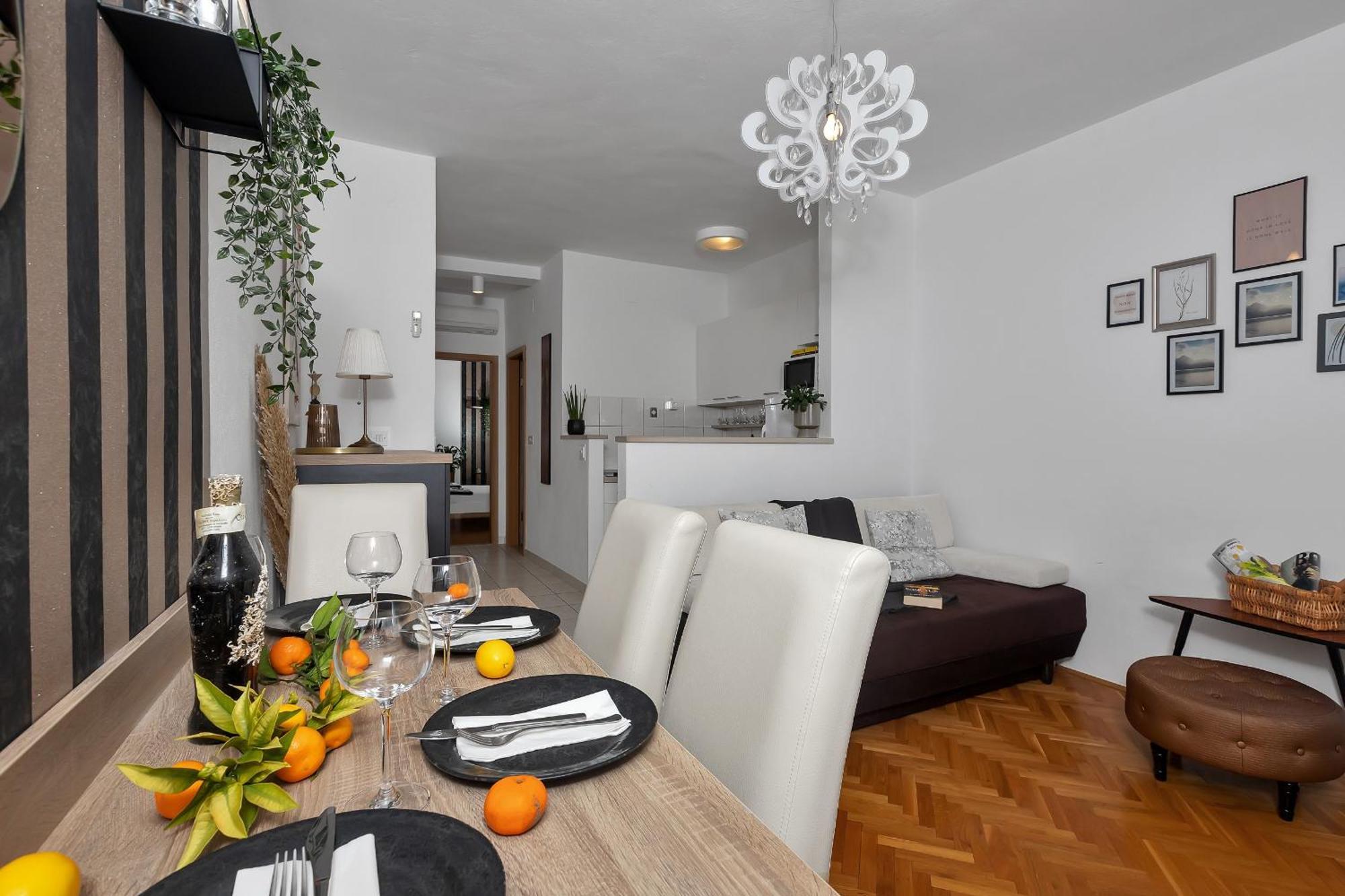 Apartments Strada Tučepi Chambre photo
